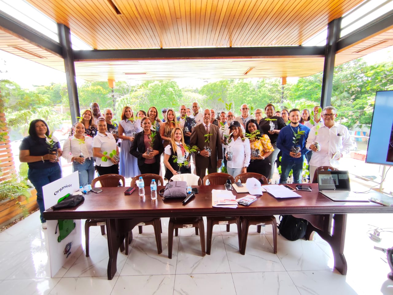 Promipyme imparte taller sobre Manejo Integral de Residuos Sólidos